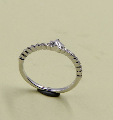 925 Sterling Silver CZ Prong / Pave Setting Unisex Round Stone Rings In 2-3mm Band Sterling Silver Heart Ring