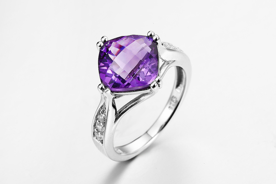 Rhodium Plated Amethyst Nautual Gemstone Ring 5.23g 925 Silver Womens Ring