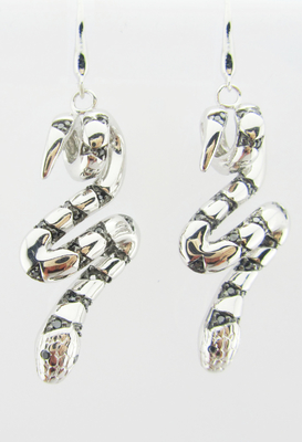 Classic Sterling Silver Jewelry Set With 18 Inches Bezel Set Link Bracelet