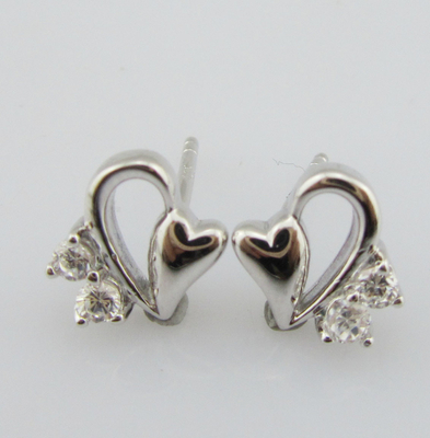 Heart-Shaped 925 Silver CZ Earrings  Romantic Accessory Girls Sterling Silver Earrings Small Silver Heart