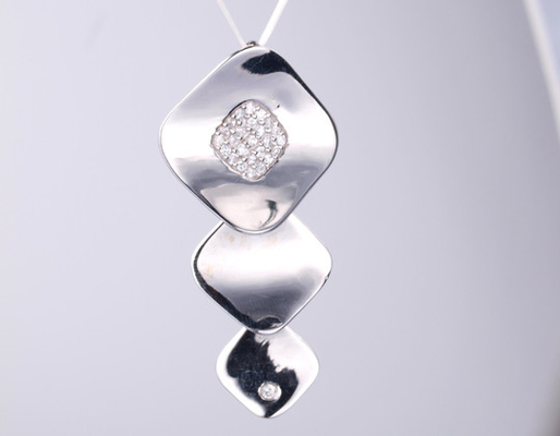 18k Gold Plating Geometric 925 Sterling Silver Unisex Pendant Cushion Pendant with Chain Elegant Collection