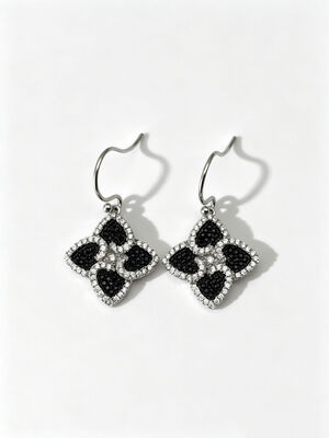 2026 Summer Silver Earrings Sterling CZ Pointy Lucky Four-Leaf Clover Colorful Black +White CZ Suitable for Casual and Formal Events Dangle Earring Hook, Fashion Sterling Silver Earrings